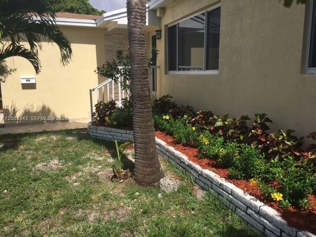 Building Photo - 805 NE 138th St