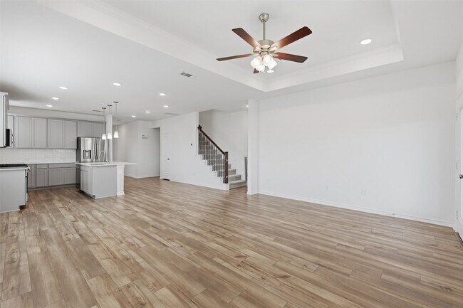 Building Photo - 14383 Cedar Shadow Dr
