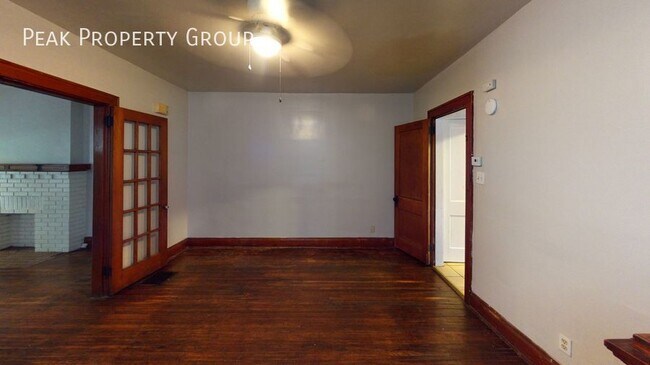 Building Photo - 383 E 13th Ave