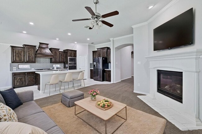 Building Photo - 16117 Gladewater Terrace
