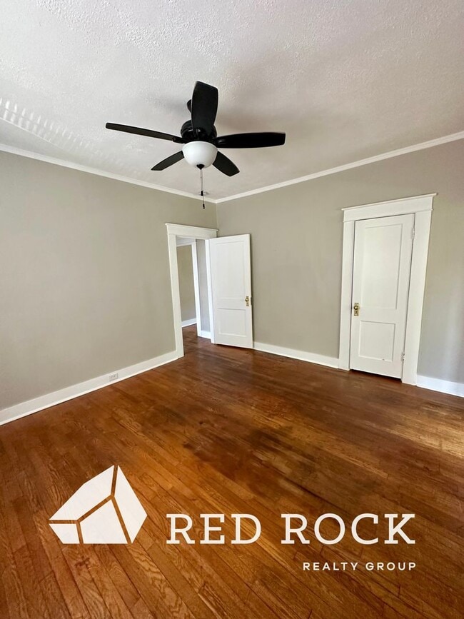 Building Photo - Beautiful Home in Southside/UAB Footprint