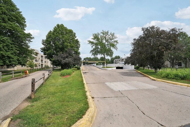 Building Photo - 4110 Rahn Rd