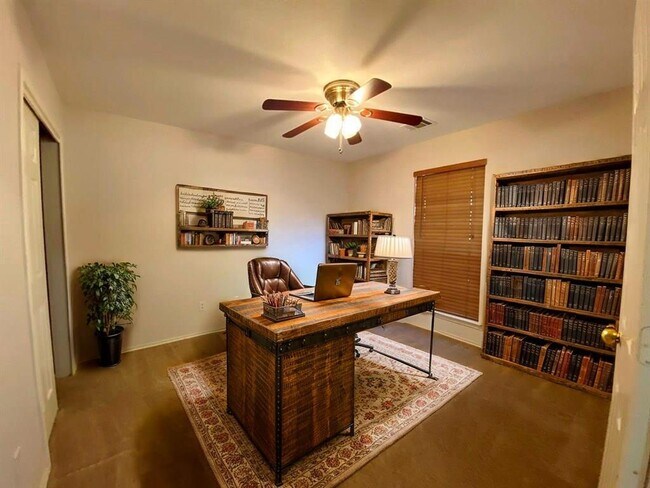 Building Photo - 145 Strawn