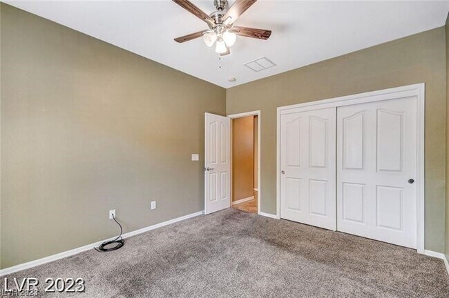 Building Photo - 2249 Canyonville Dr
