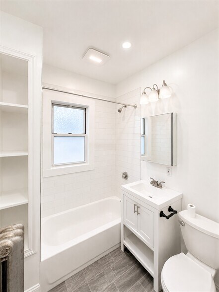 Building Photo - 41 Jaques St
