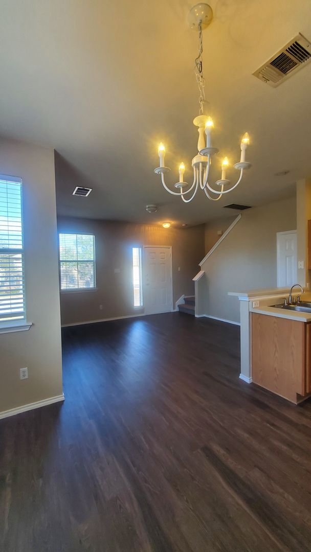 Building Photo - 14001 Cambourne Dr