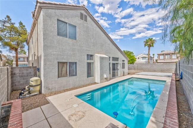 Building Photo - 7891 Macklin St