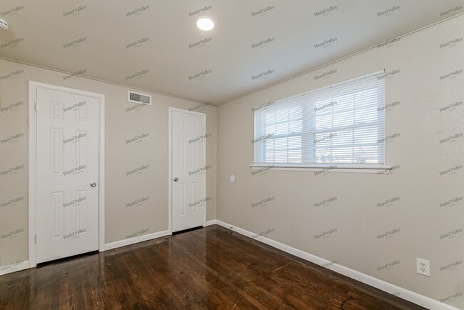 Building Photo - 3200 NW 66th St