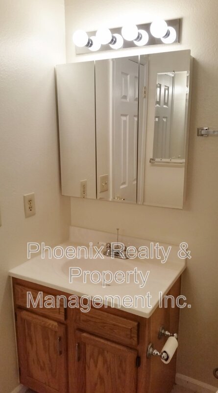 Building Photo - 2332 McKinley Ave
