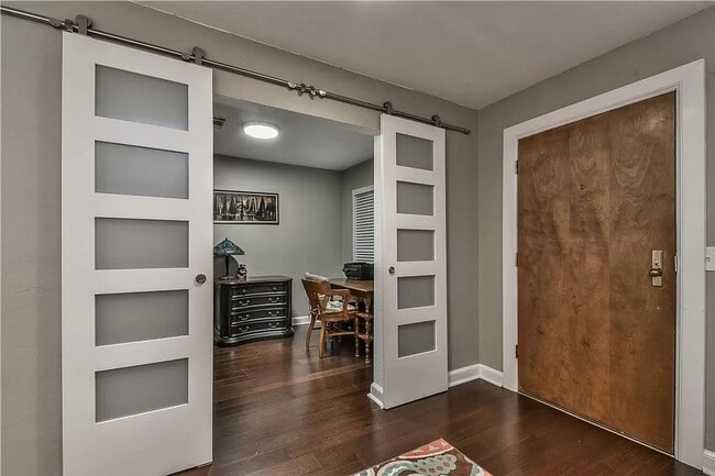 Building Photo - Urban Living in Downtown OKC - 2 Bedrooms/...