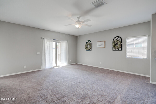 Building Photo - 42027 N Wollemi St
