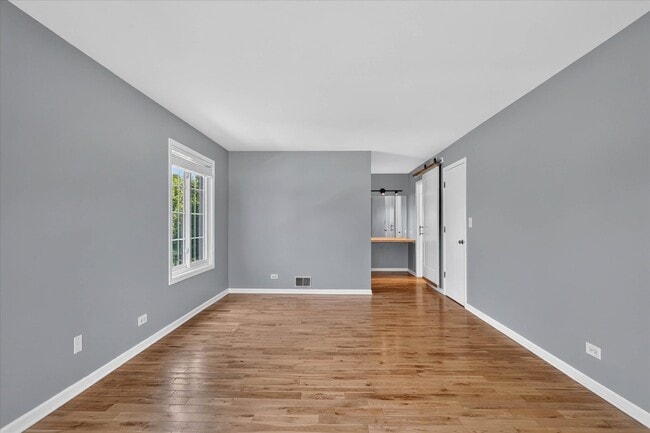 Building Photo - 901 Ashford Ln