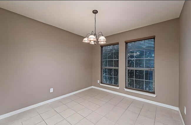 Building Photo - 10109 Colony Dr