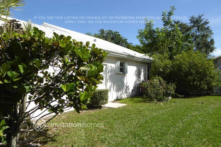 Building Photo - 326 NW 47th Terrace