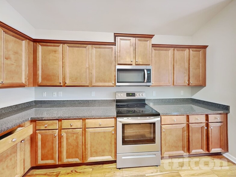 Building Photo - 58 Village Pass