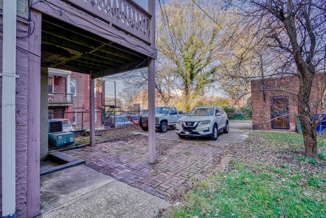 Building Photo - 1317 Eutaw Pl