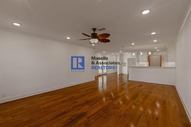 Building Photo - 2 Bed/2 Bath Townhouse in Brandon