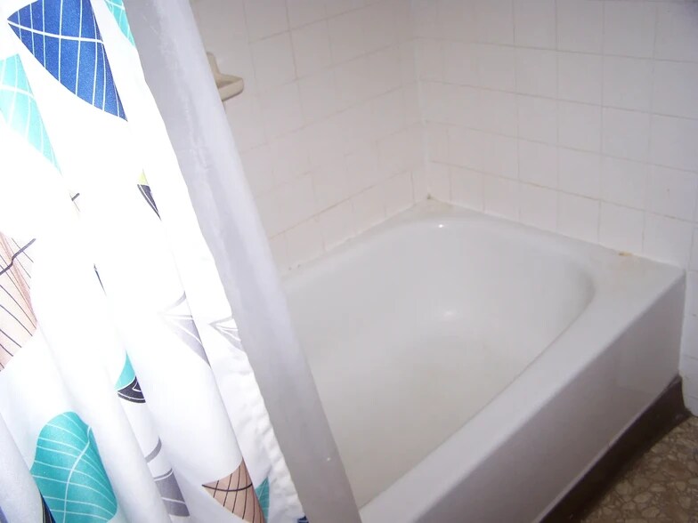 Building Photo - 93 Lovering Ave