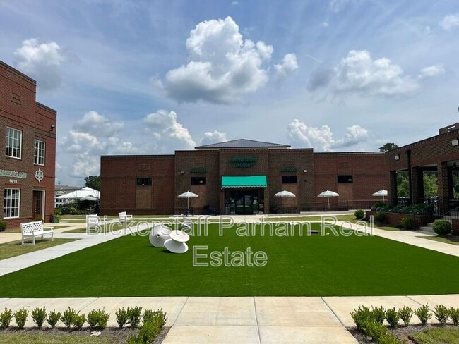 Building Photo - 6801 River Rd