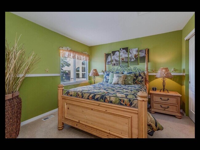 Building Photo - Fully furnished home for rent Castle Rock Short term