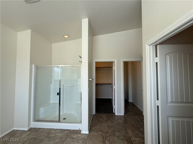 Building Photo - 9341 Forest Meadows Ave