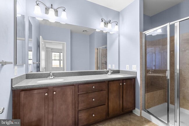 Building Photo - 11209 Chase St