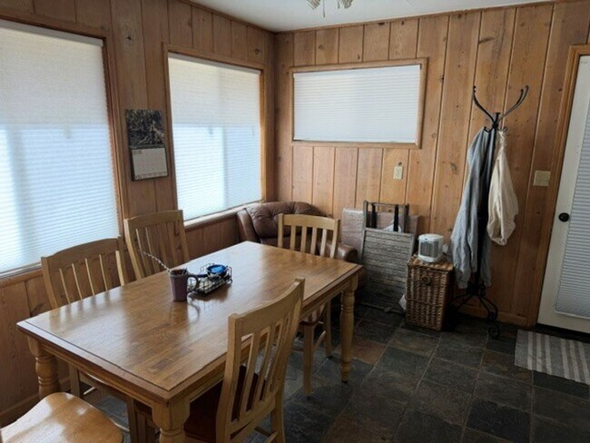 Building Photo - 25088 CA-108