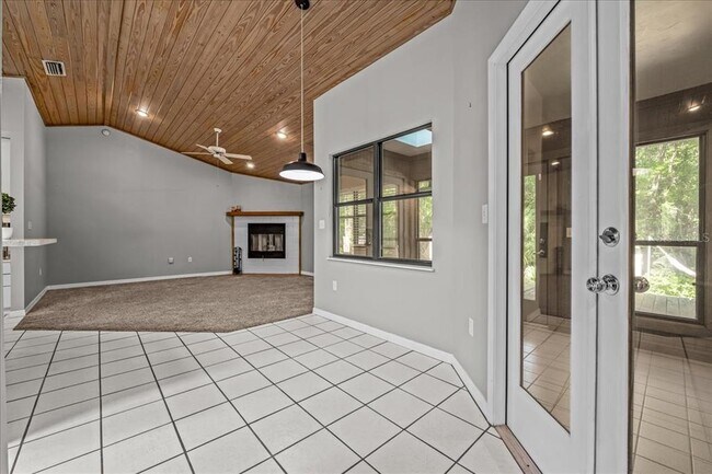 Building Photo - 1326 NW 57th St