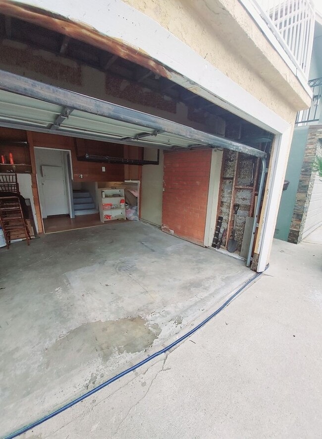 Building Photo - 1631 Van Horne Ln