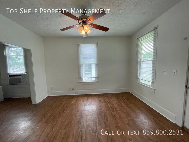 Building Photo - Quaint Two Bedroom House in Harrodsburg