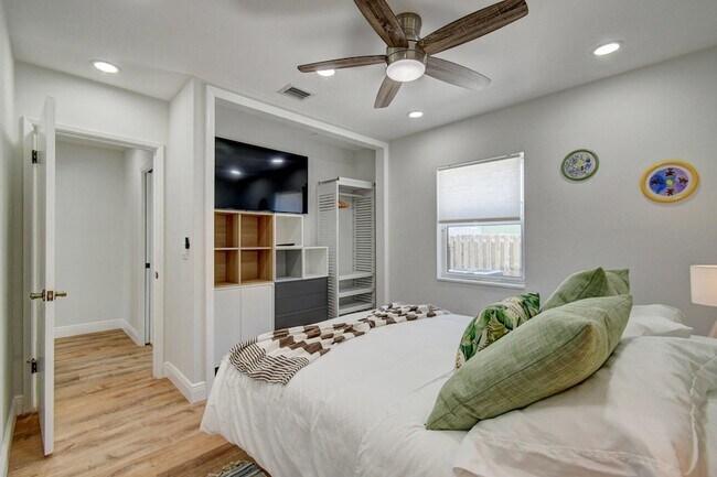 Building Photo - 309 Rilyn Dr