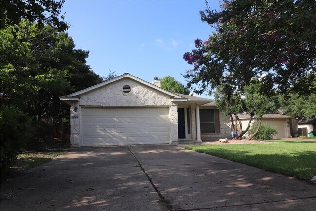 Building Photo - 2820 Single Trace Ct