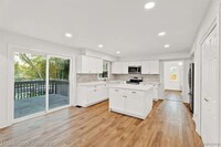 Building Photo - Beautiful Newly Remodeled 4-Bedroom House ...