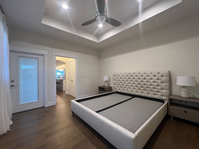 Building Photo - Newer Three bed, 2.5 bath Ashland Home | Available February!