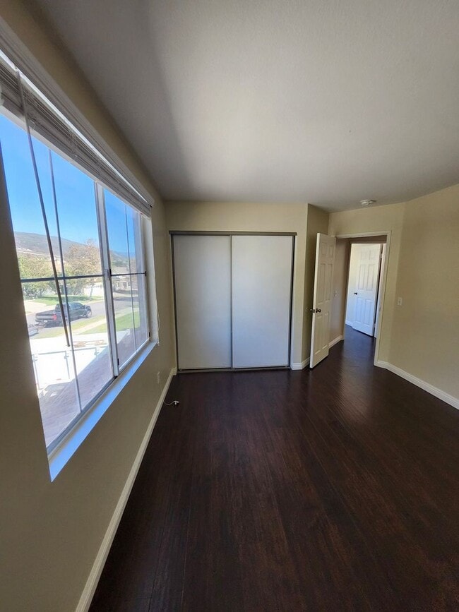 Building Photo - Beautiful two-story home located in the he...