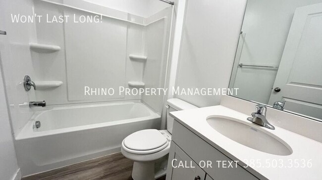 Building Photo - 1092 E Vessel Ct