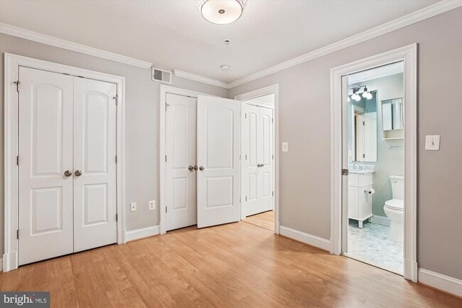 Building Photo - 1740 18th St NW
