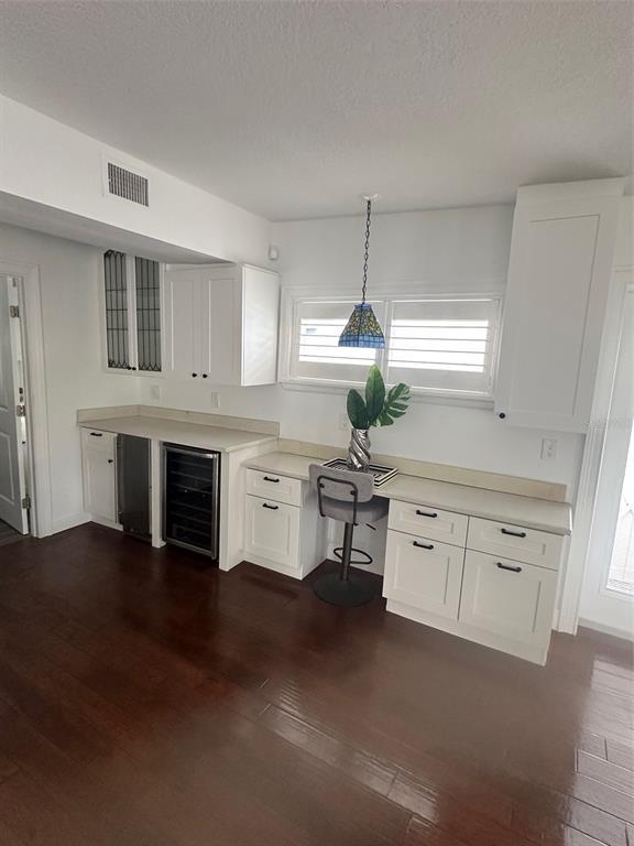 Building Photo - 2610 S Dundee St