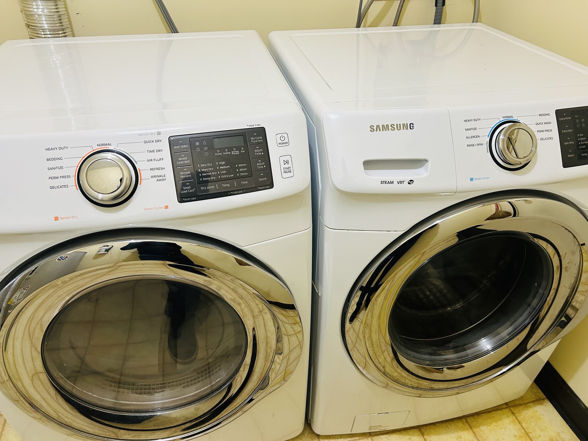 Building Photo - 1914 Aspen Dr