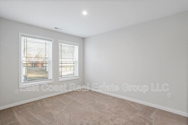 Building Photo - 530 N 3rd St