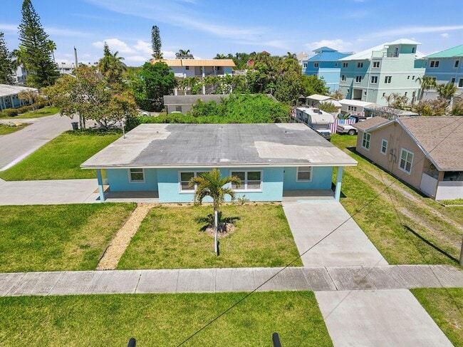 Building Photo - 1400 Binney Dr