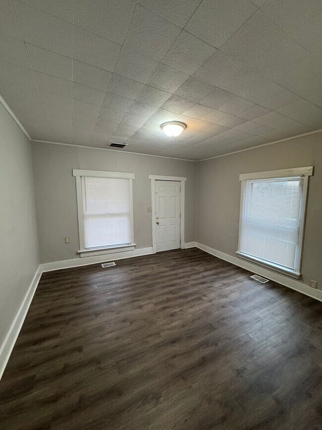 Building Photo - Olney 1135