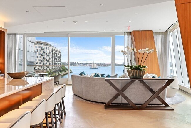 Building Photo - 150 Seaport Blvd