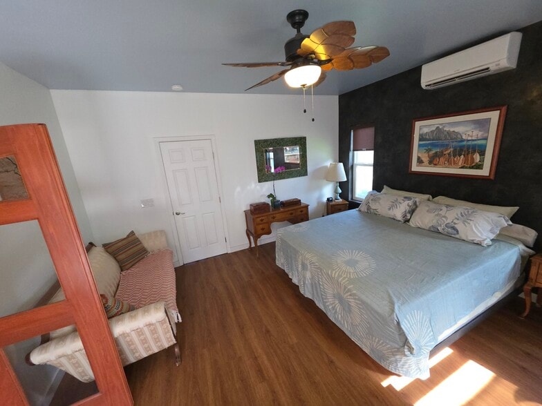 Building Photo - 1367 Kakae Pl