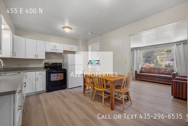 Building Photo - 455 E 400 N