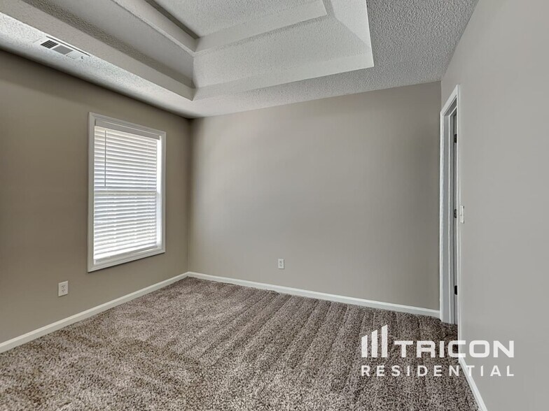 Building Photo - 1806 Dalton Way