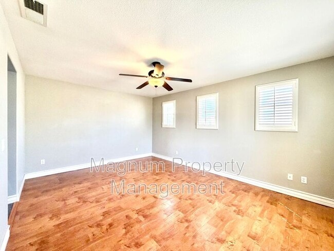 Building Photo - 37239 Ascella Ln