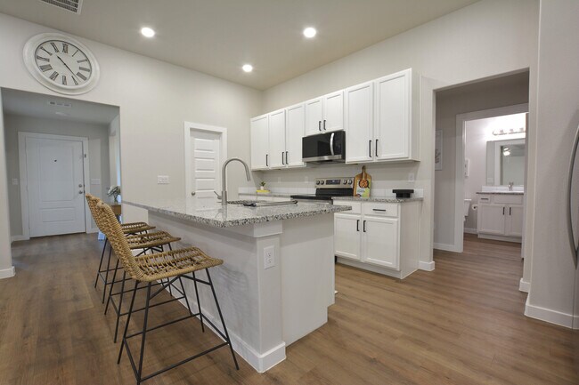 Building Photo - 2901 Corpus Ave