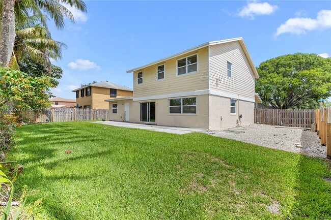 Building Photo - 11610 NW 43rd St