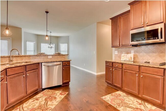 Building Photo - 151 Seaton Ave